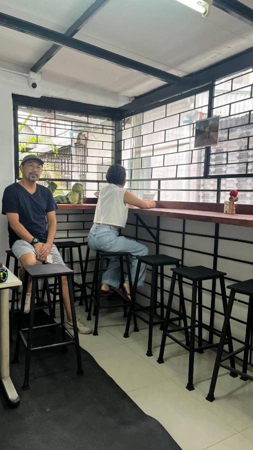 Donmueang Station Hostel Bangkok Exterior photo